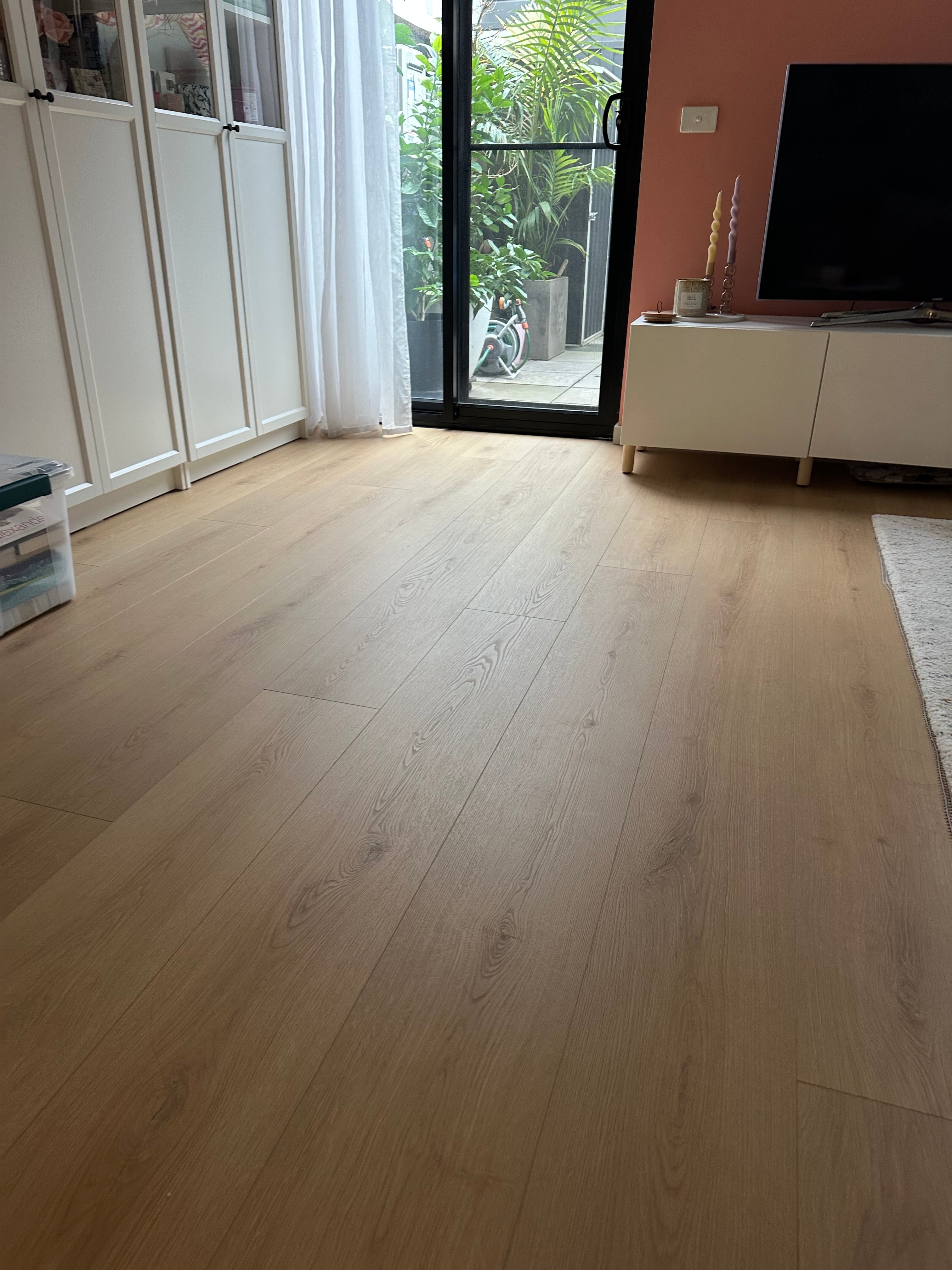 Carnegie- Elegance Oak Laminate