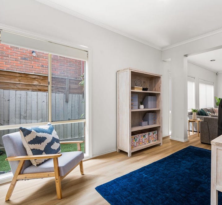 Hedgerow Oak 9.7mm Hybrid Flooring