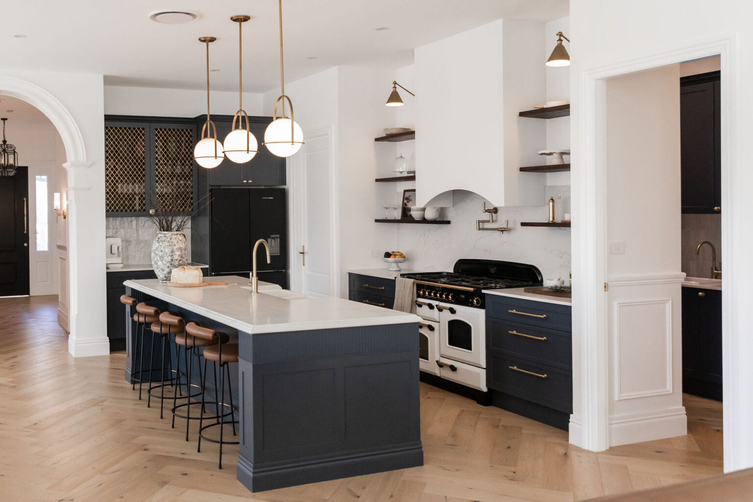 Kebilli 14mm Herringbone Flooring