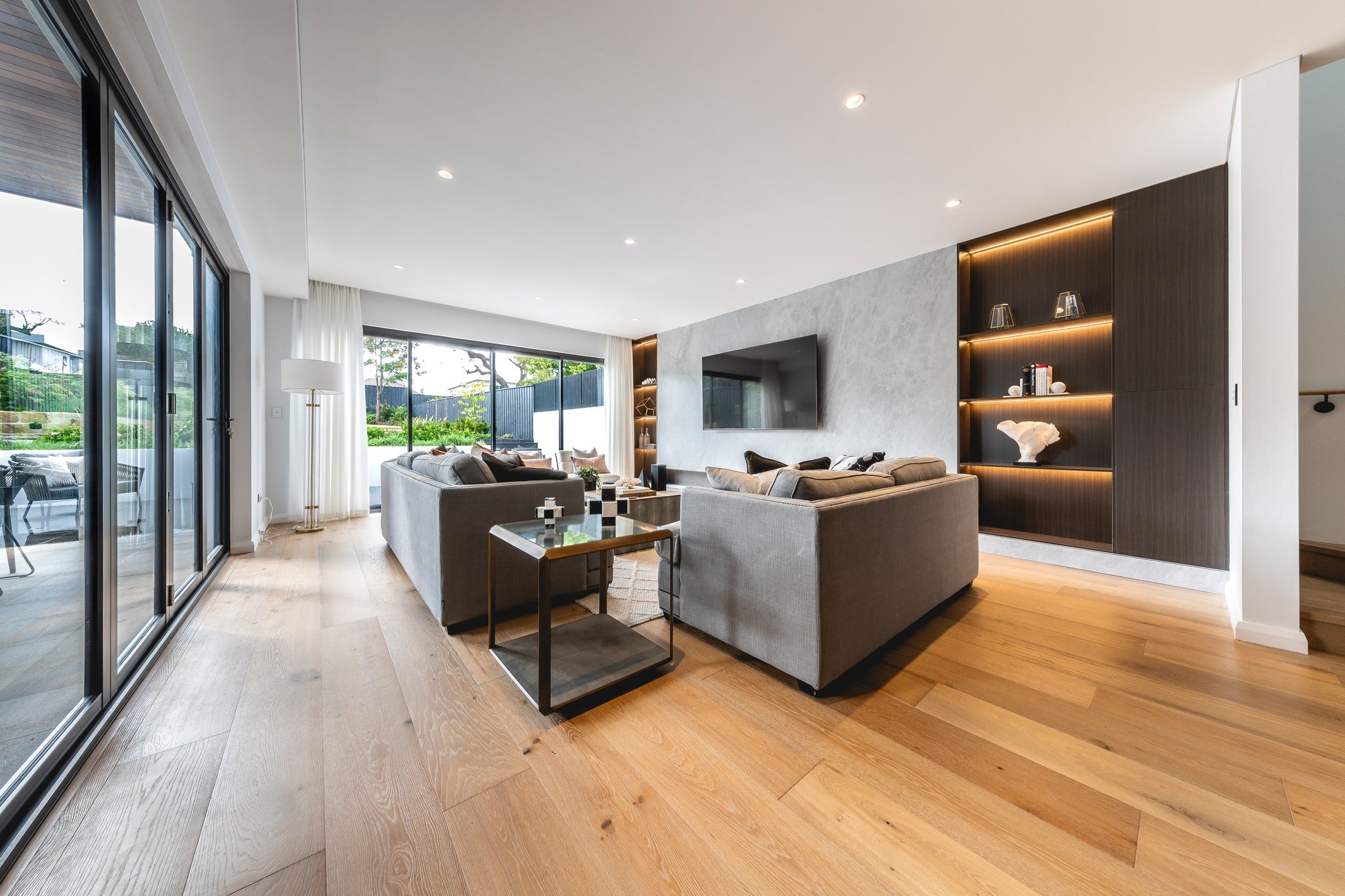 Hills Oak 240mm European Oak Flooring