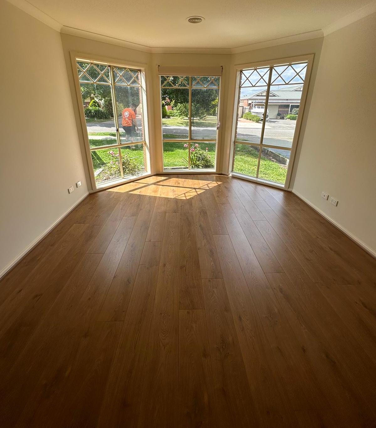 Narre Warren Sth - Palomino Laminate