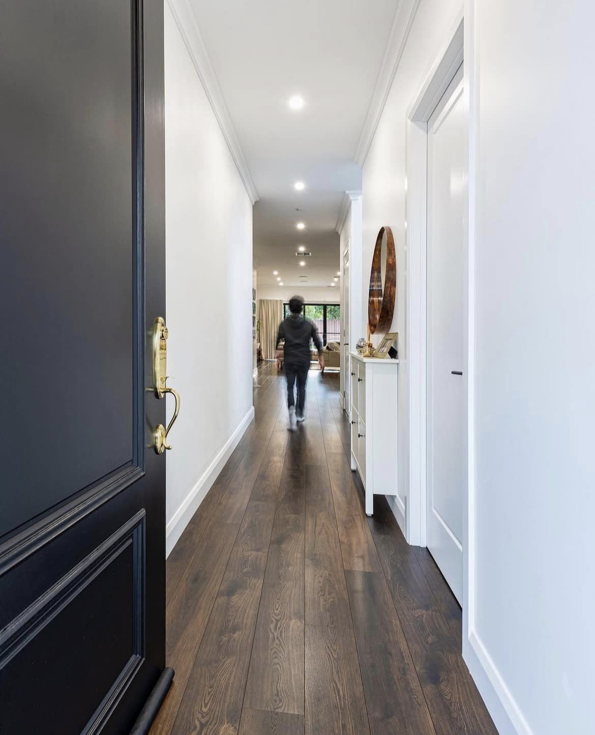 Bussem Oak 12mm Laminate Flooring
