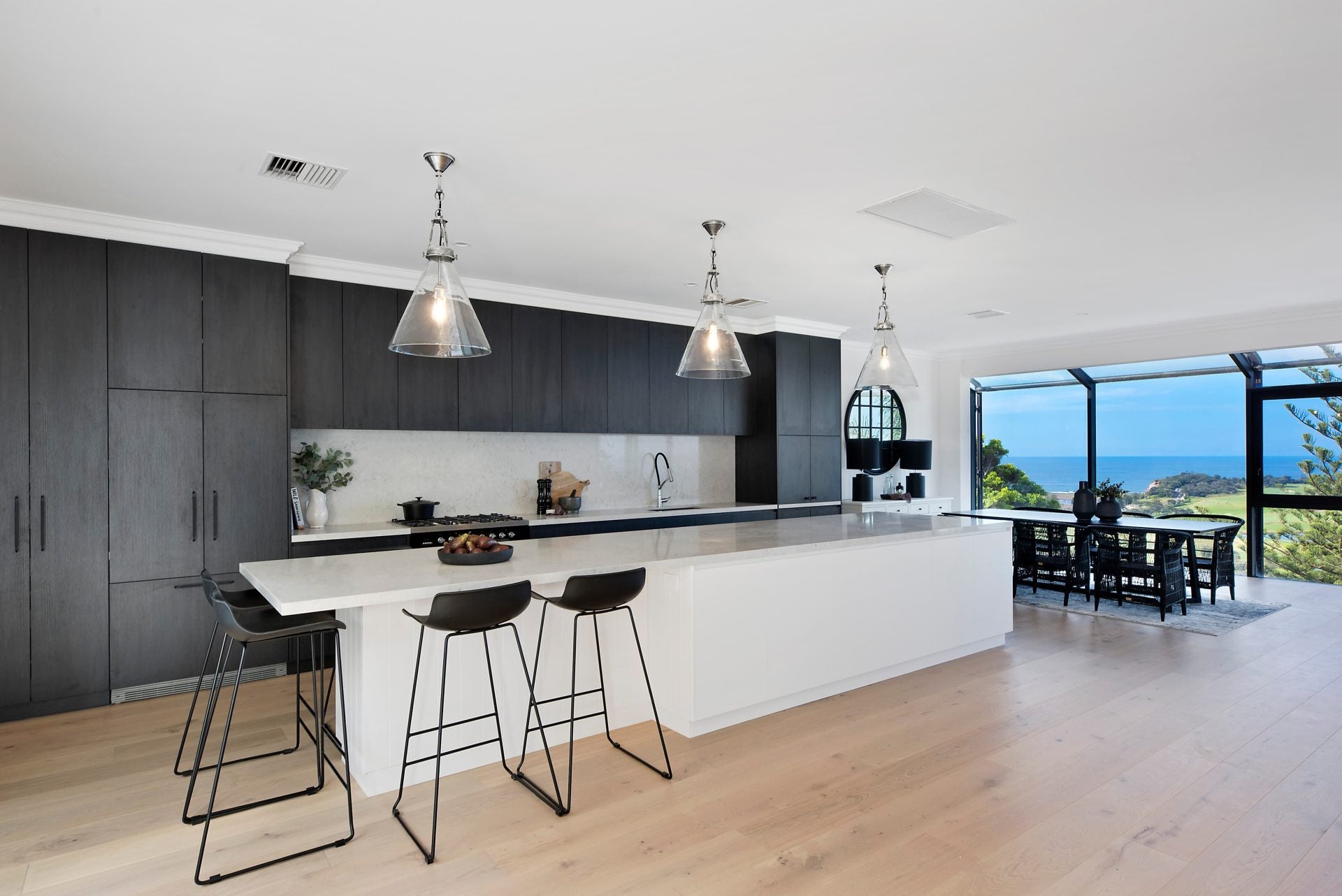 Crema 21/6mm European Oak Flooring