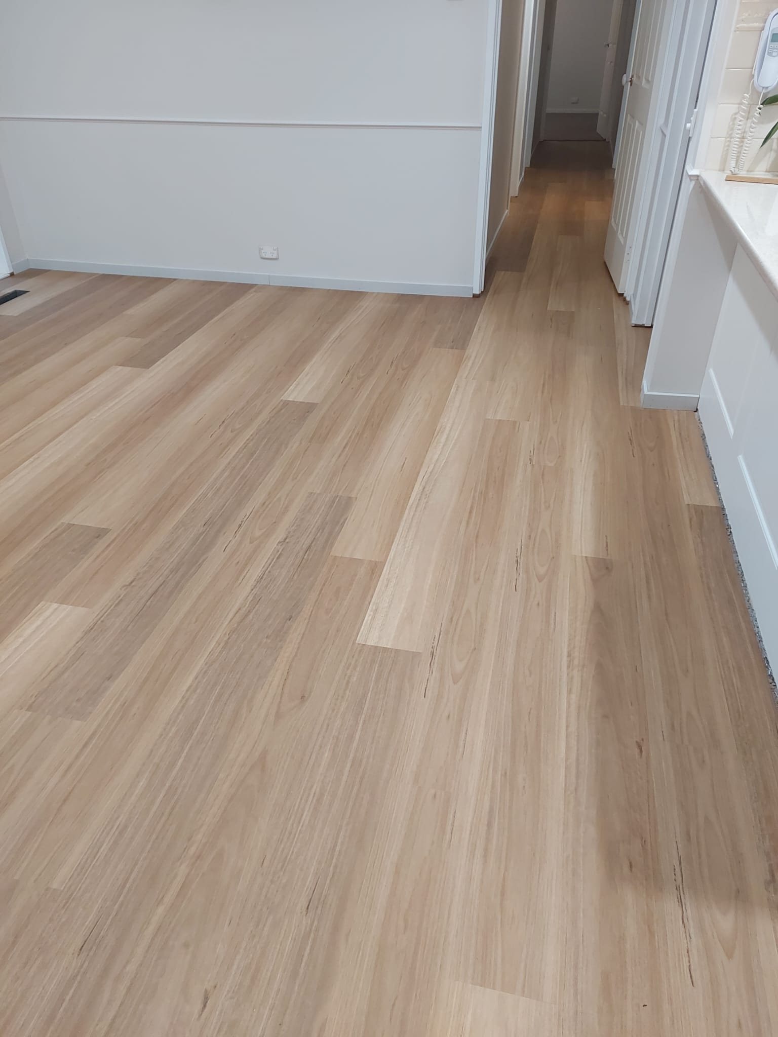 5G Blackbutt 7mm Hybrid Flooring