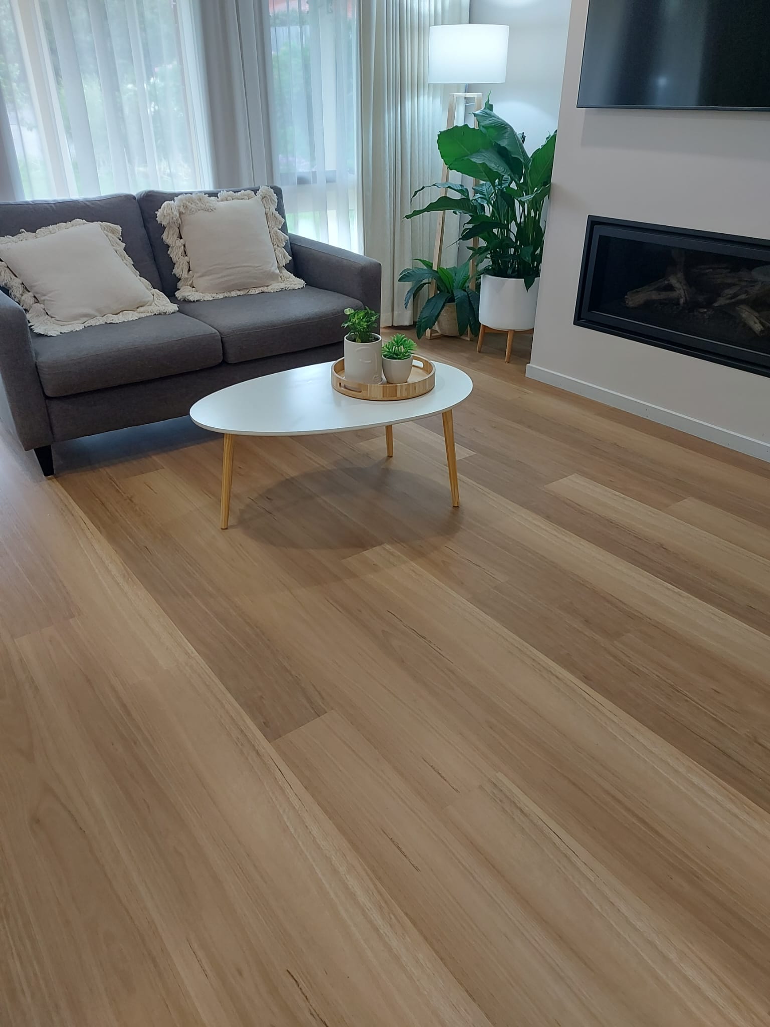5G Blackbutt 7mm Hybrid Flooring