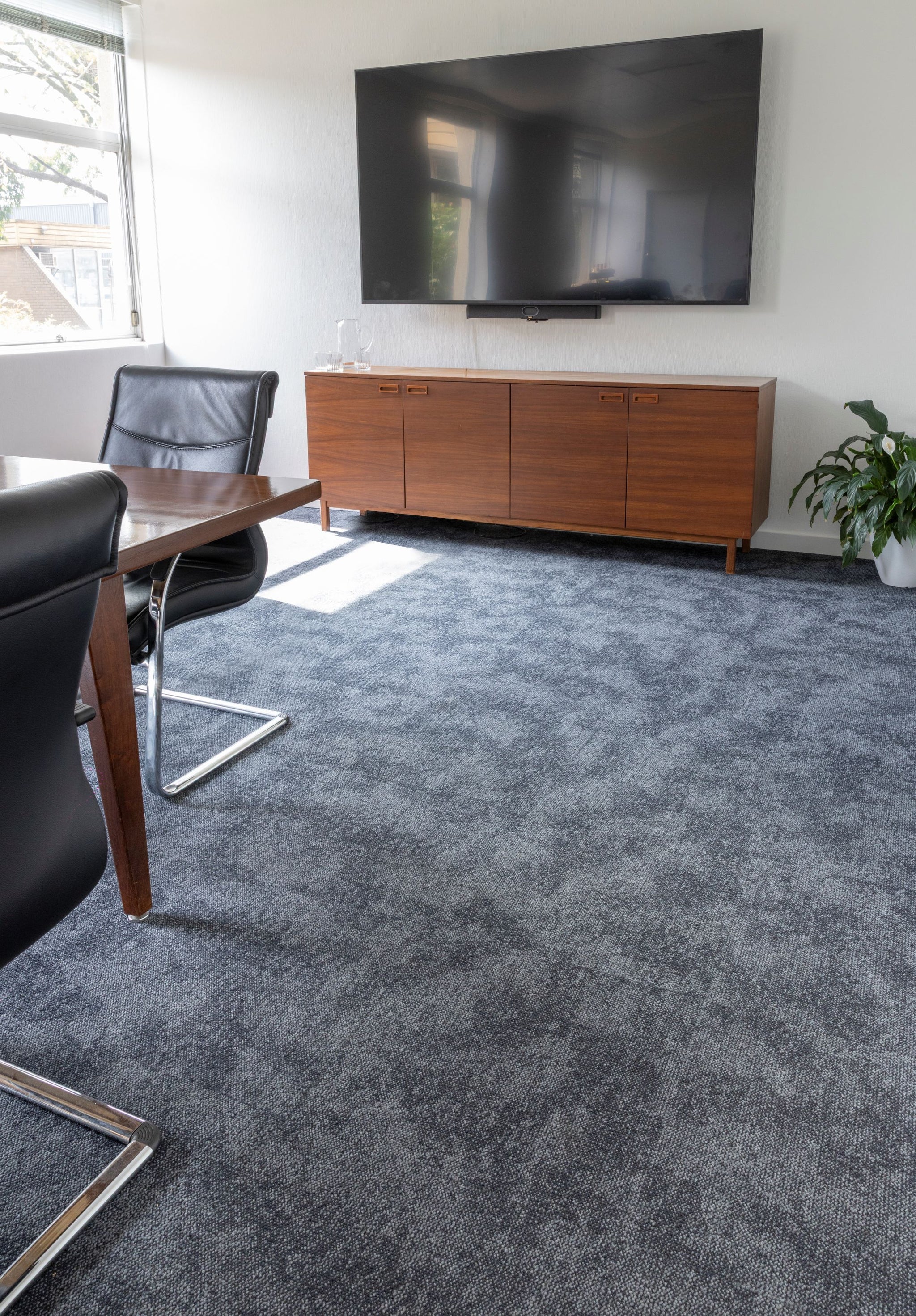 Sphere SDN Carpet Tile
