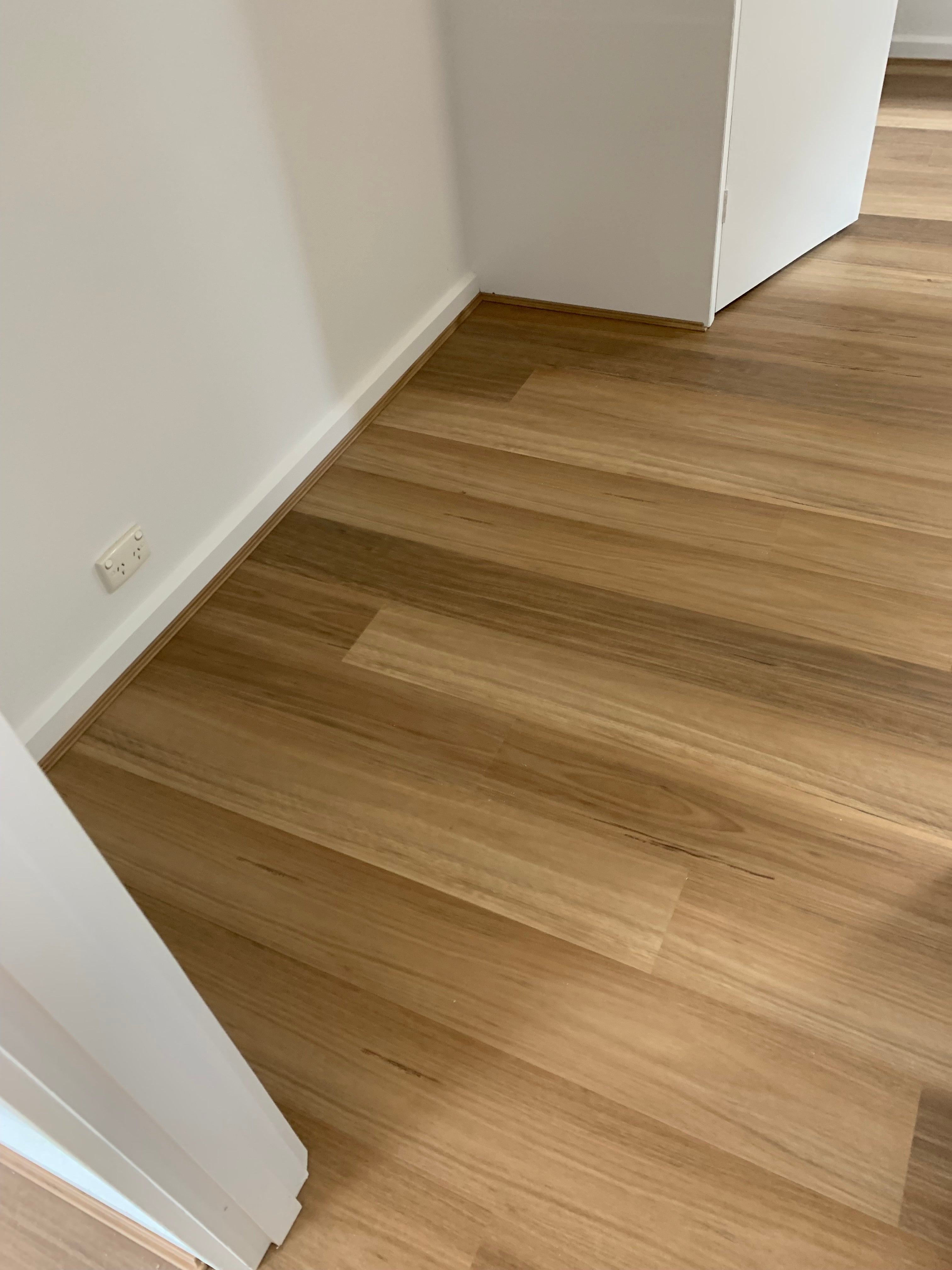 5G Blackbutt 7mm Hybrid Flooring