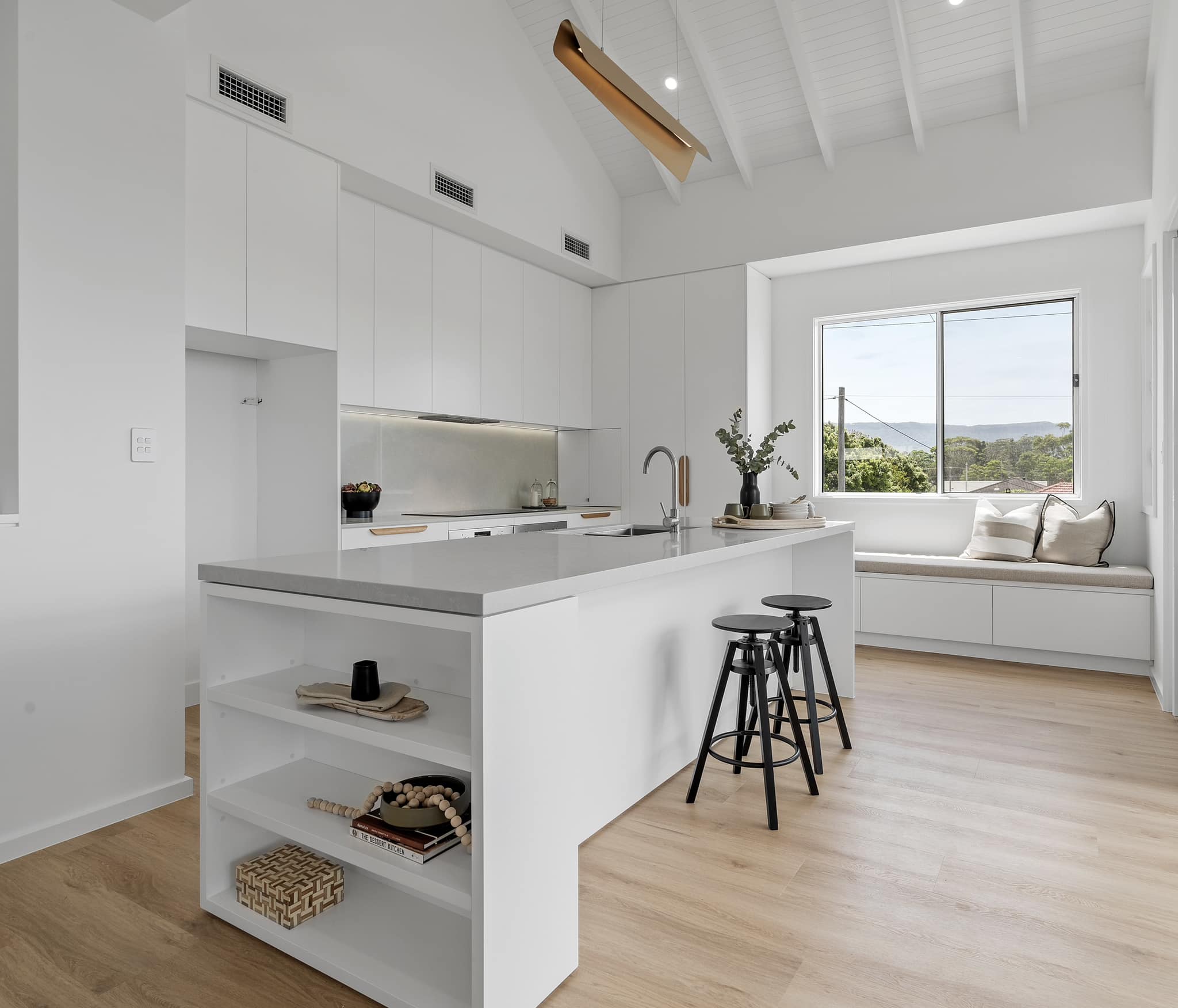 Safien Oak 8.5mm Hybrid Flooring