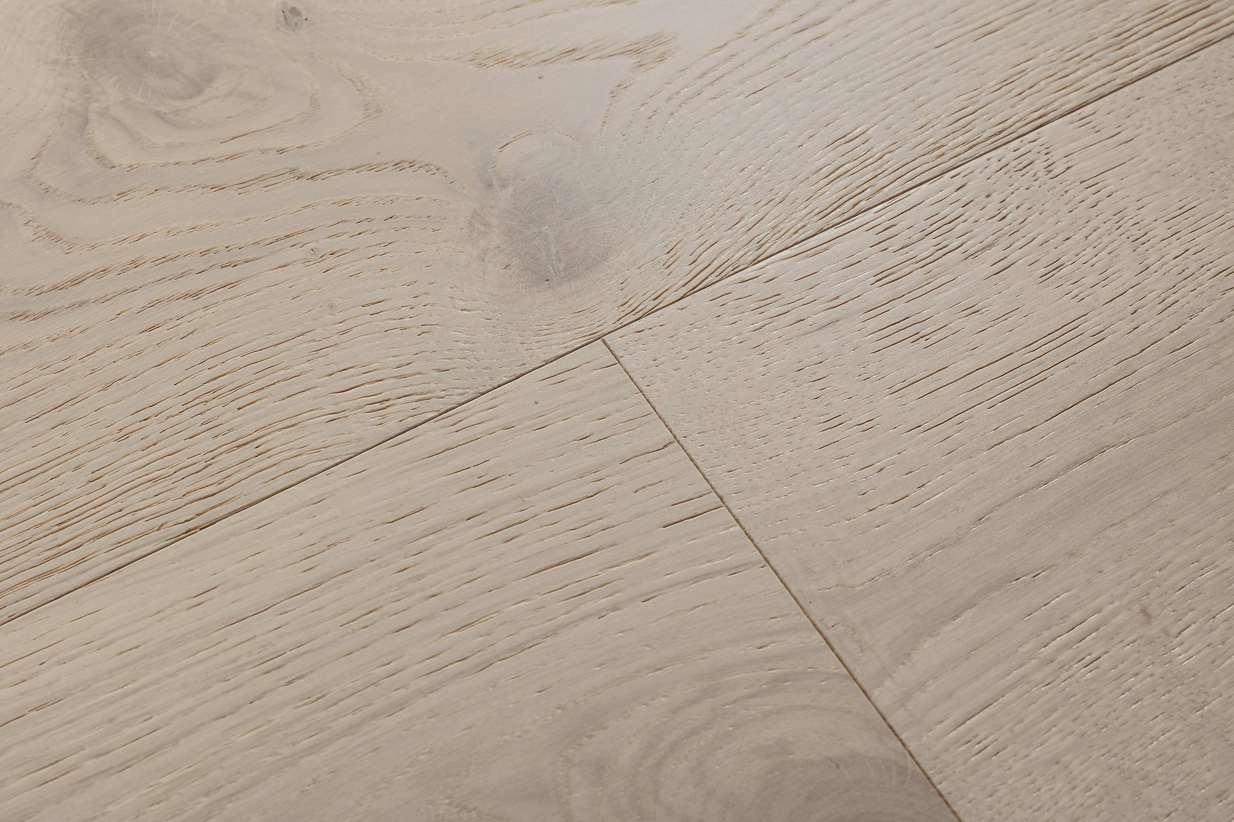 Sweet Gum 15mm European Oak Flooring