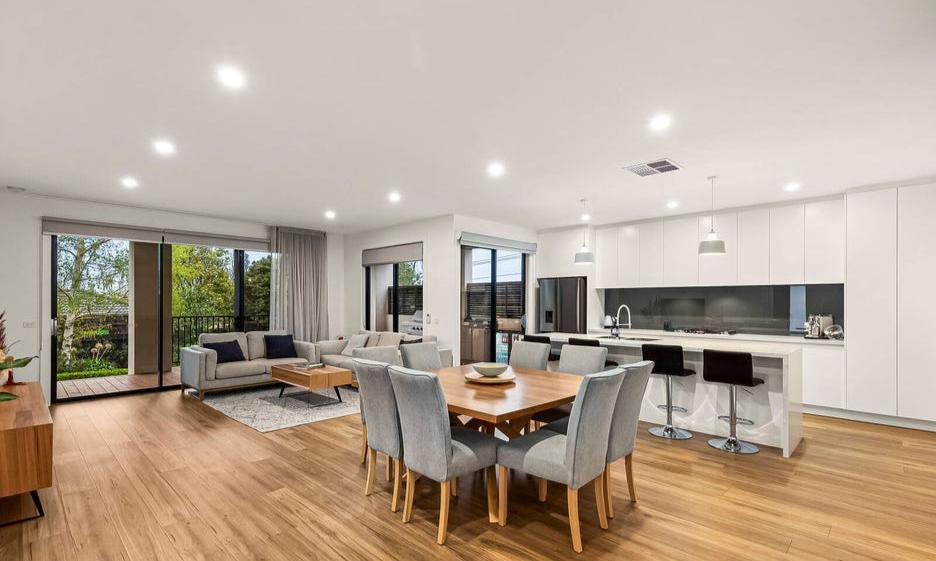 Spotted Gum Laminate Flooring