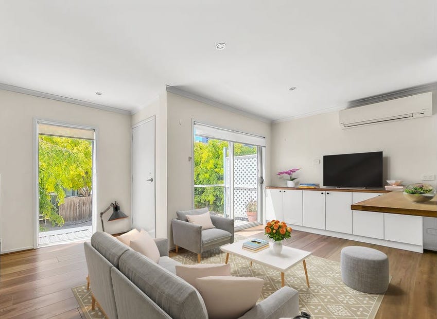 Spotted Gum Laminate Flooring