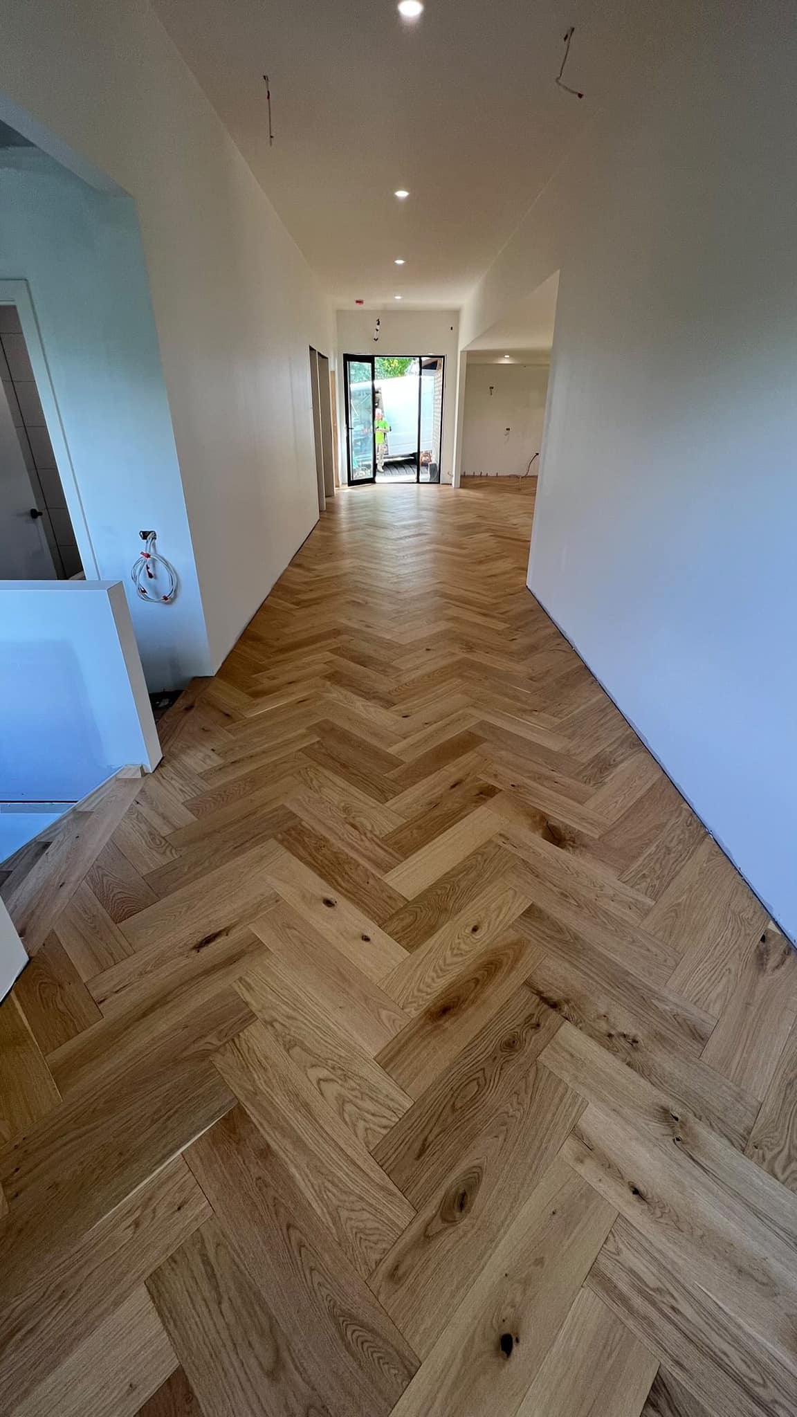 Parkvale Oak 14mm Herringbone Flooring