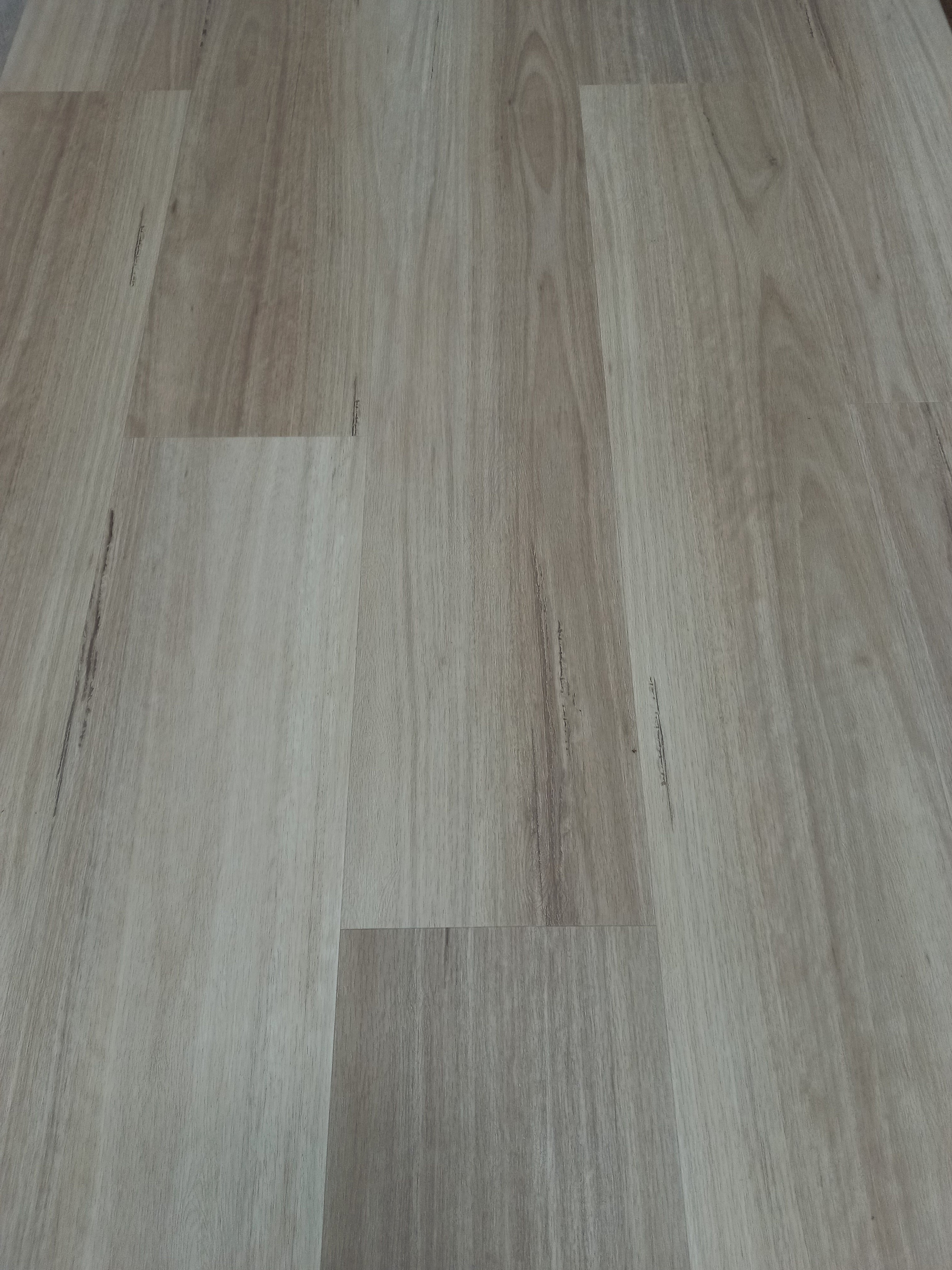 Franklin Oak 8.5mm Hybrid Flooring
