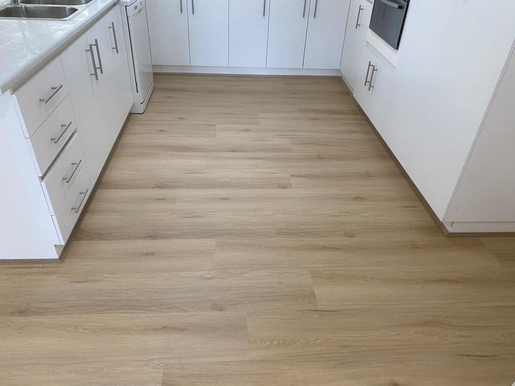 Parndorf Oak 8.5mm Hybrid Flooring