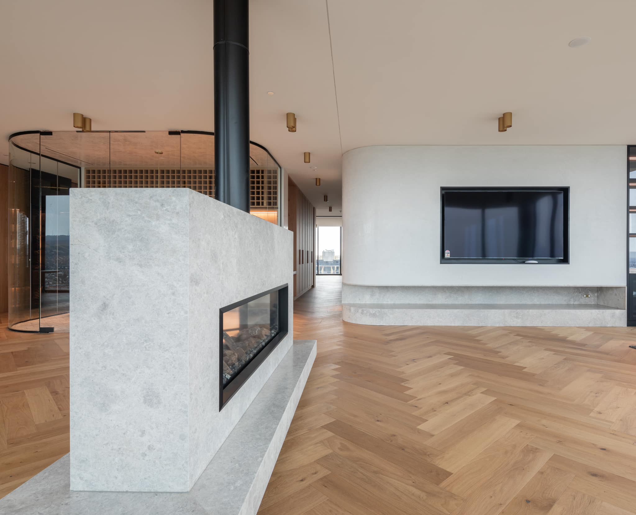 Parkvale Oak 14mm Herringbone Flooring