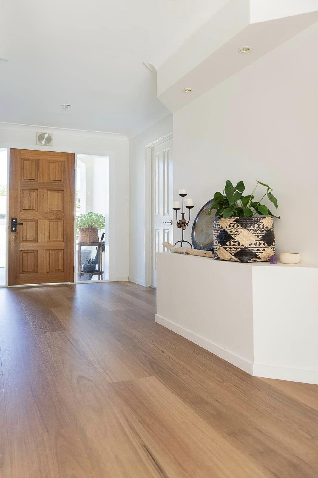 English Blackbutt 9.7mm Hybrid Flooring