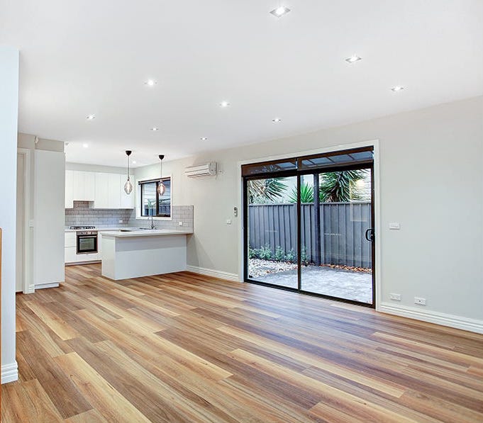 Northern Spotted Gum 9.7mm Hybrid Flooring