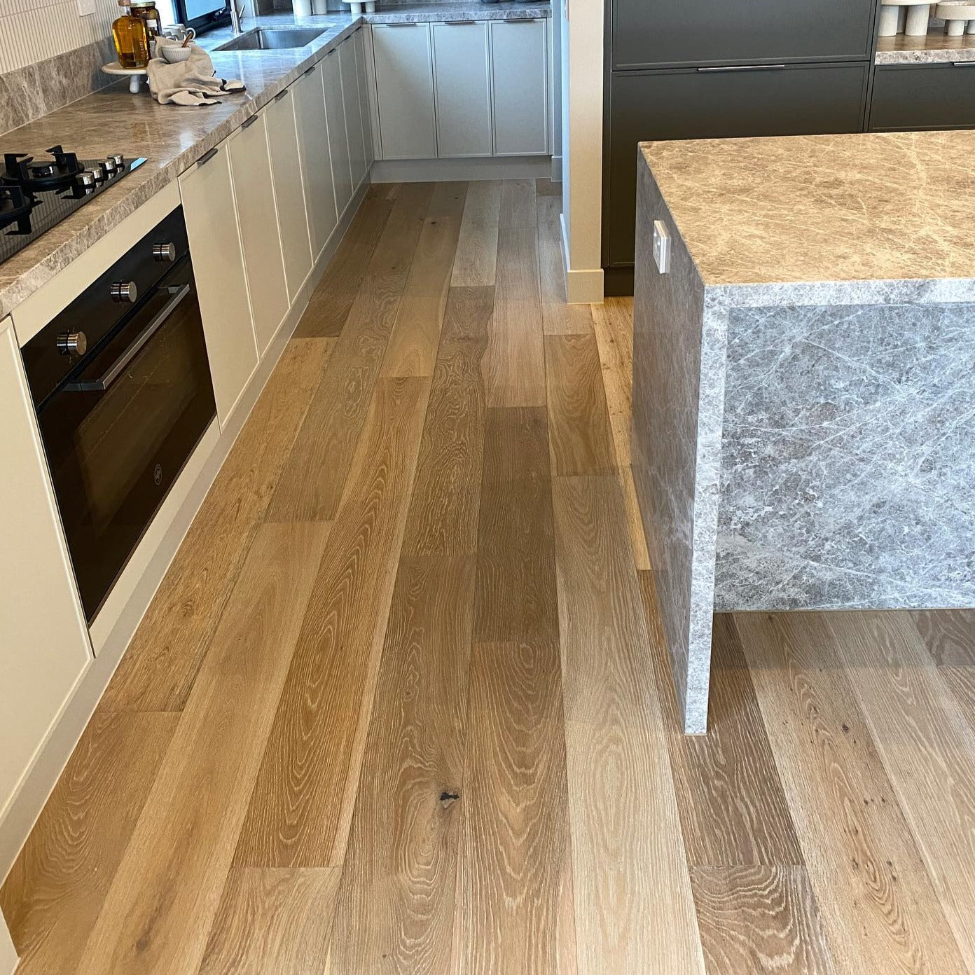 Champagne Gold 14.5mm European Oak Flooring