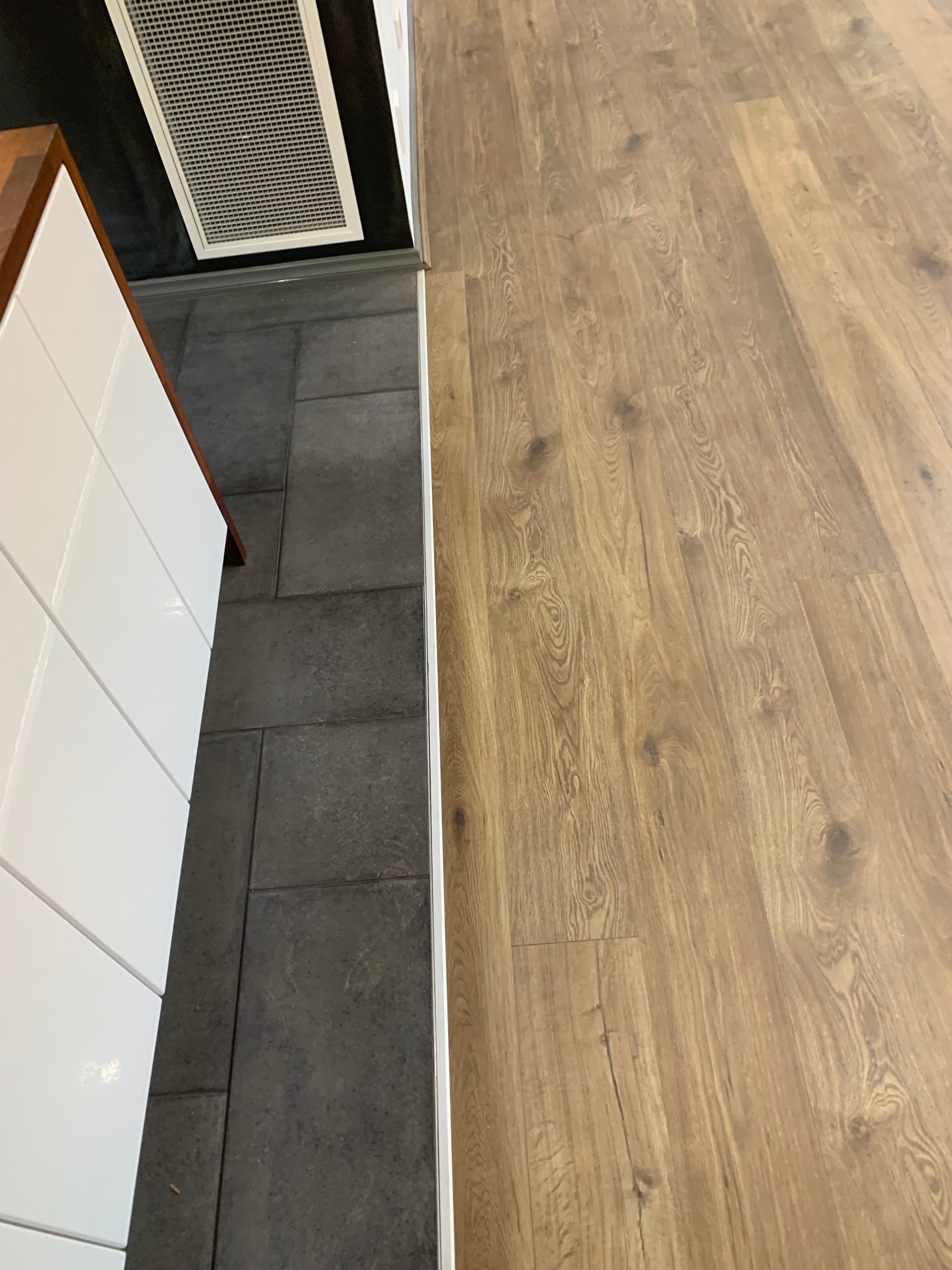 Elsburg Oak 12mm Laminate Flooring
