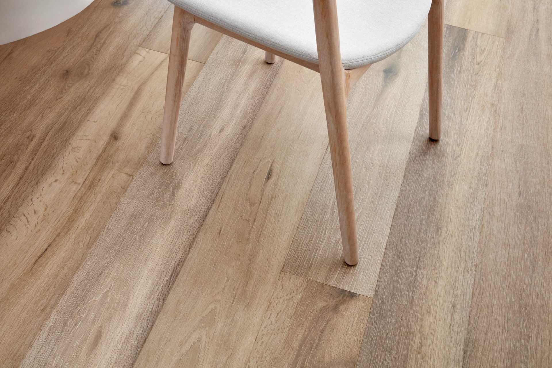 Delta Sand 8mm & 12mm Laminate Flooring
