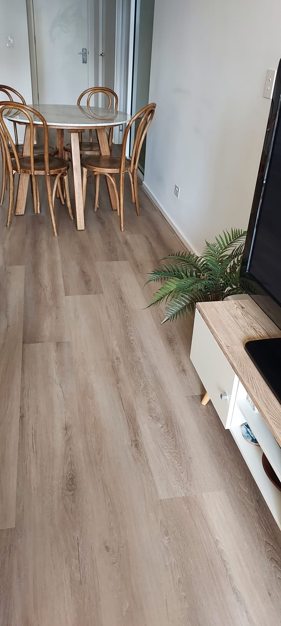 Romano Oak 9.7mm Hybrid Flooring