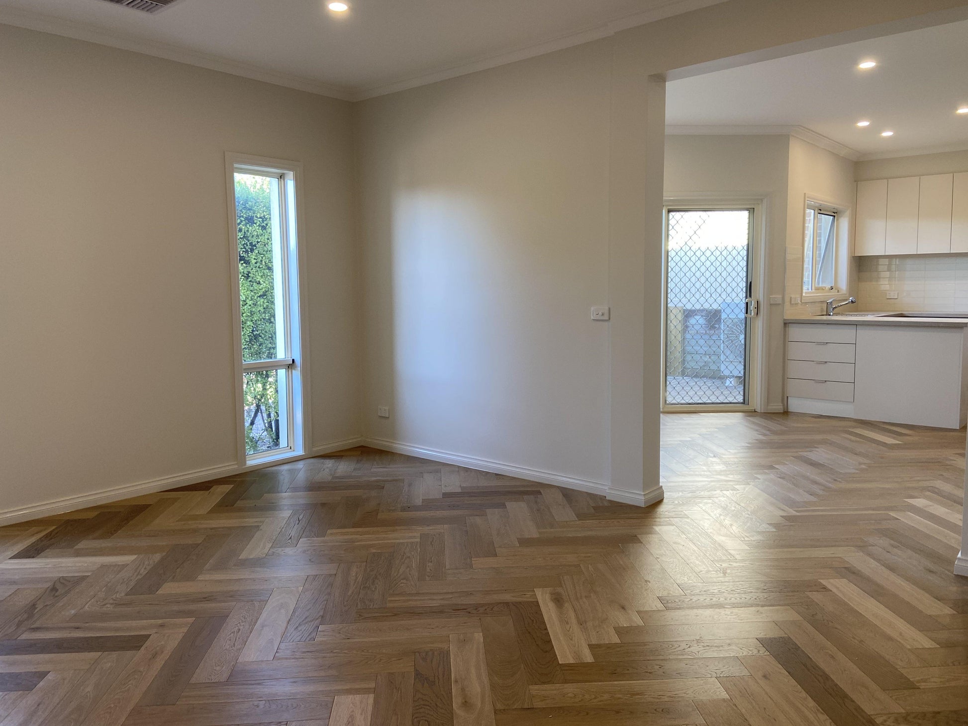 Sauvignon Oak - Eastern Flooring Centre