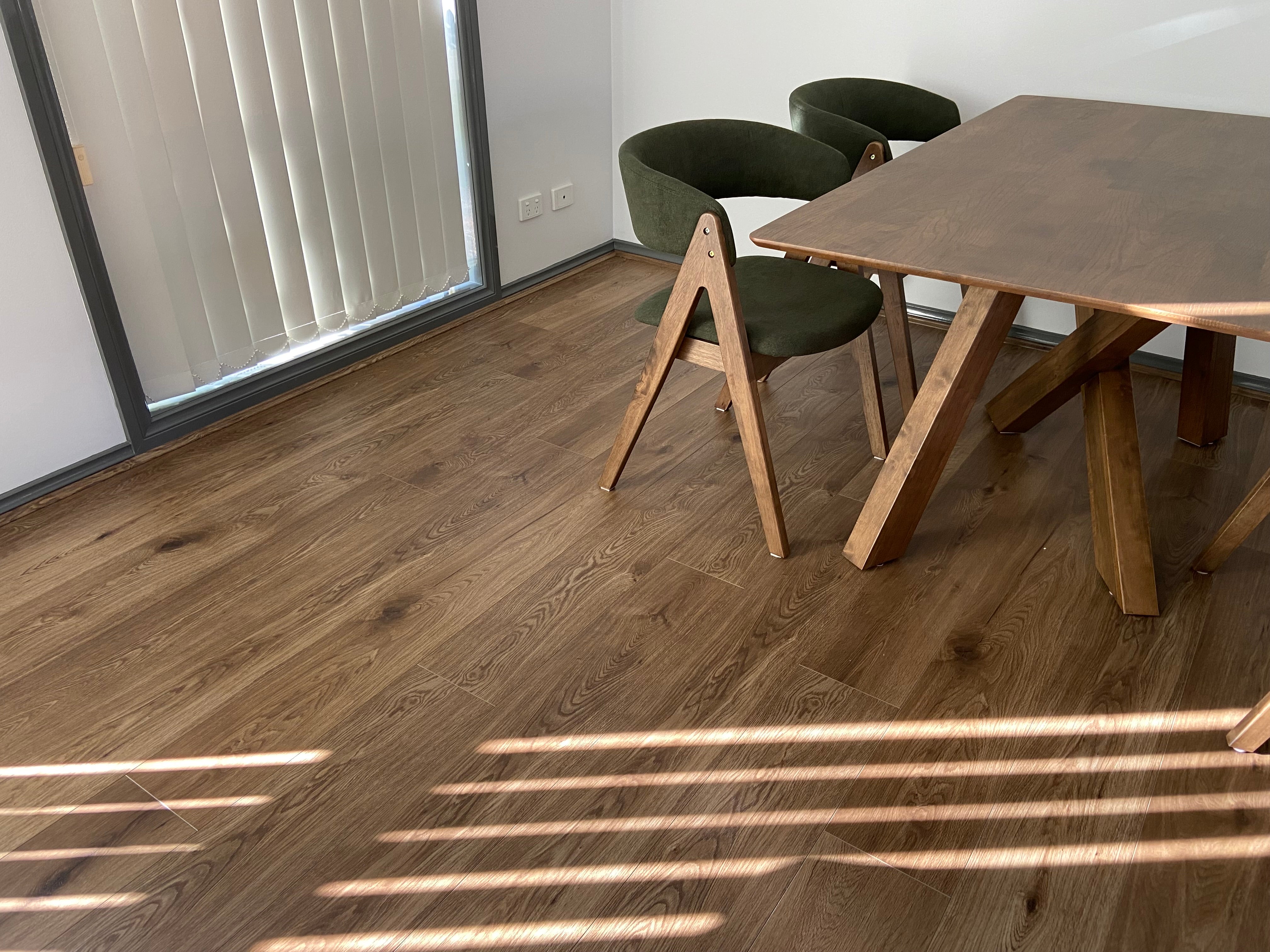 Elsburg Oak 12mm Laminate Flooring