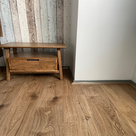 Elsburg Oak 12mm Laminate Flooring