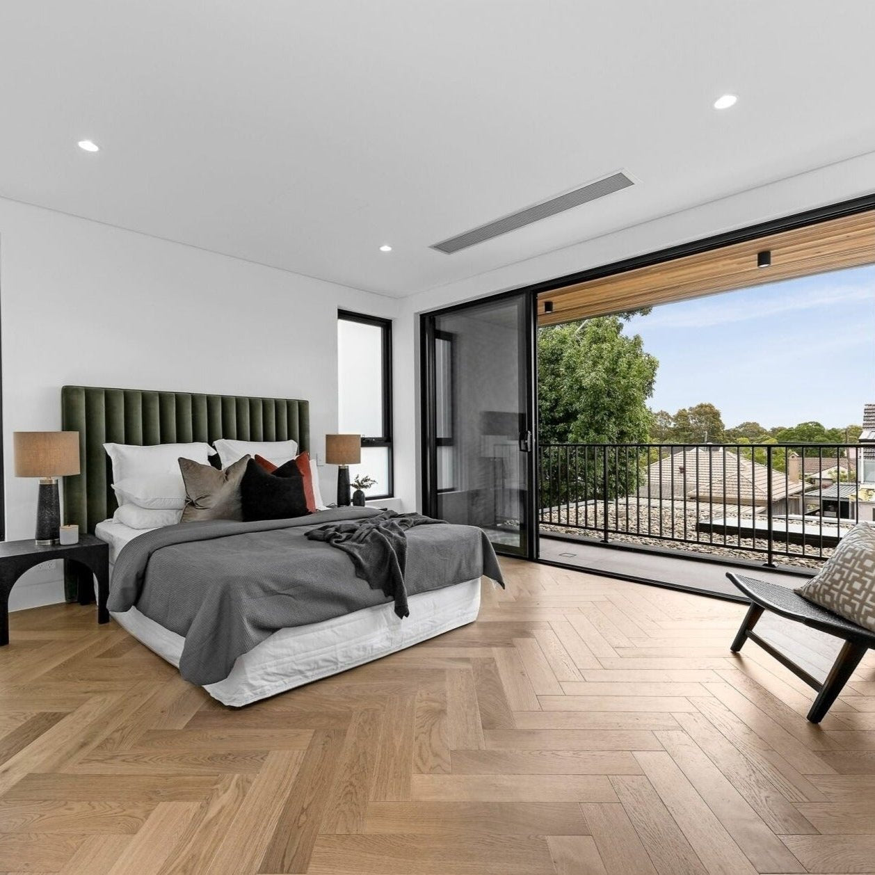Sauvignon Oak 15mm Herringbone Flooring