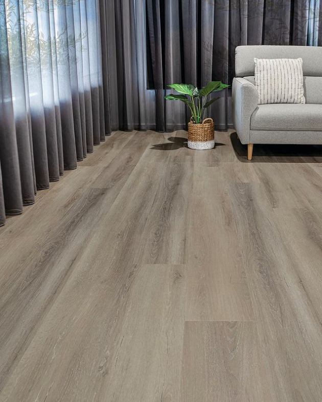 Romano Oak 9.7mm Hybrid Flooring
