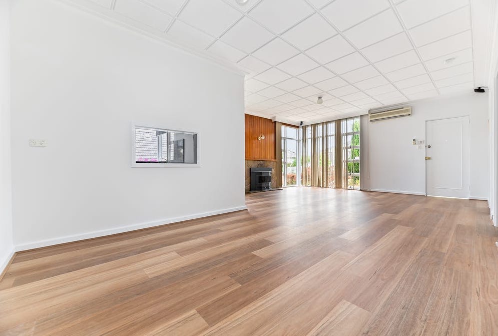 5G Blackbutt 7mm Hybrid Flooring
