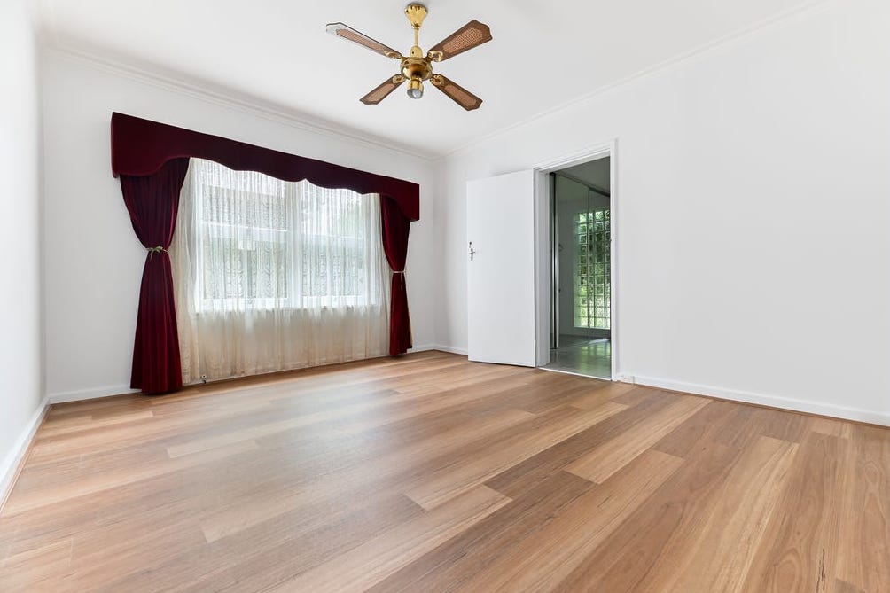 5G Blackbutt 7mm Hybrid Flooring