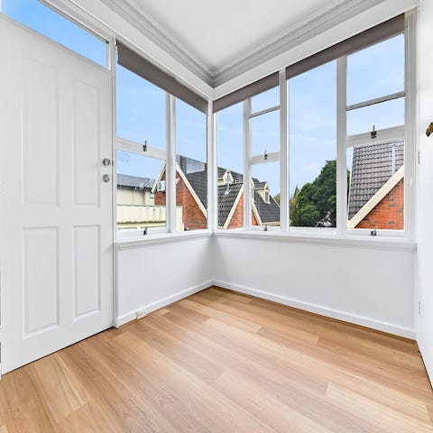 5G Blackbutt 7mm Hybrid Flooring